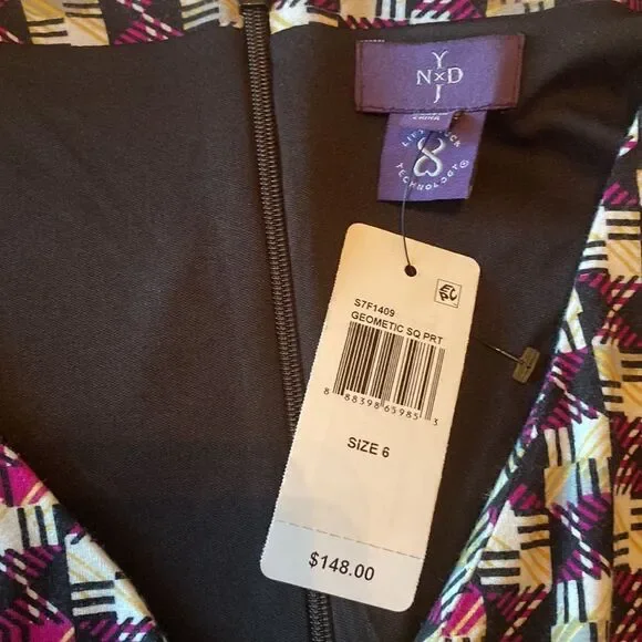 NWT NYDJ Dress with Lift Tuck Technology (size 6) - Picture 8 of 9